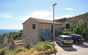 Apartments With A Parking Space Ivan Dolac, Hvar - 8797